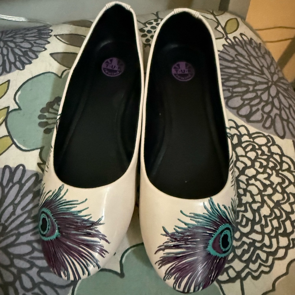 TUK Cream Flats with Peacock Design